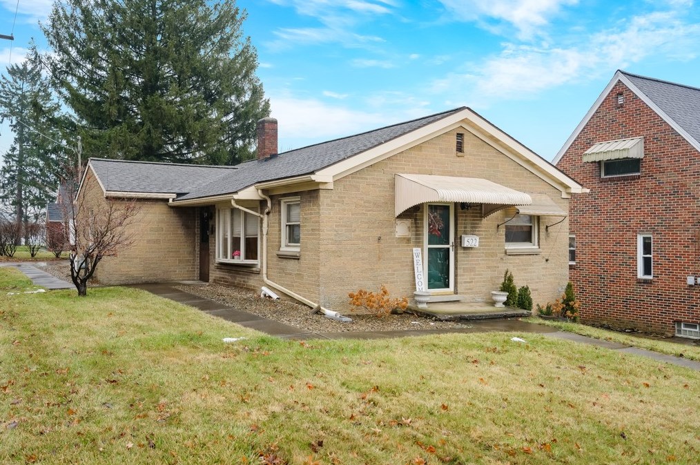 522 Pershing St, Ellwood City, PA 16117