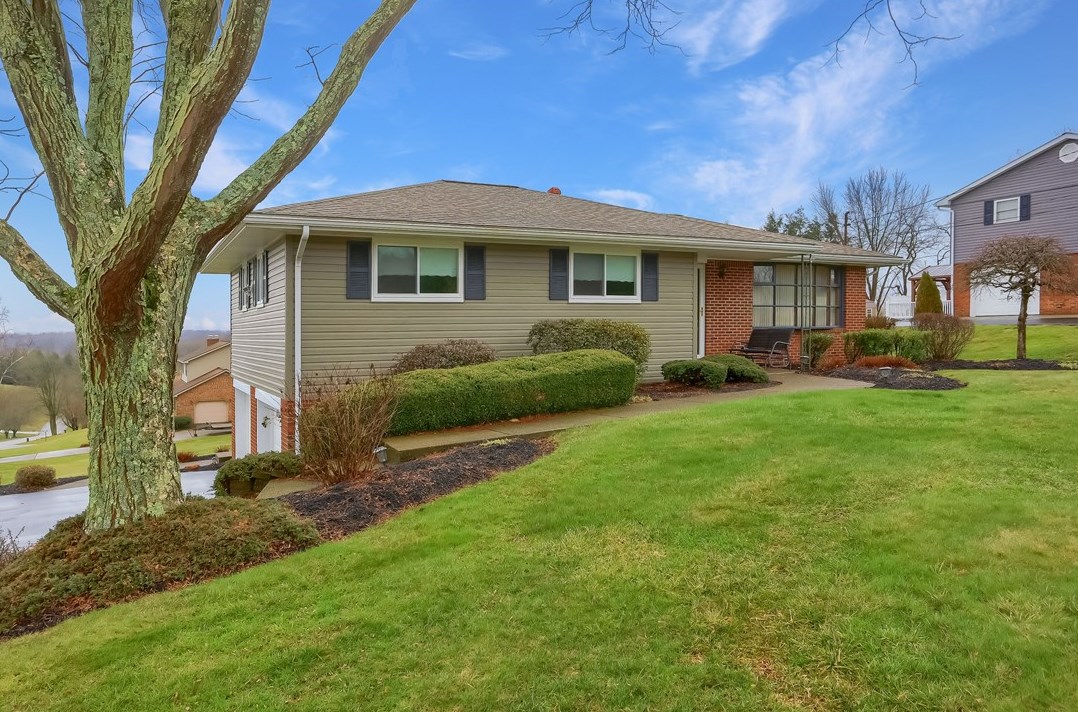 258 Wises Grove Rd, New Brighton, PA 15066