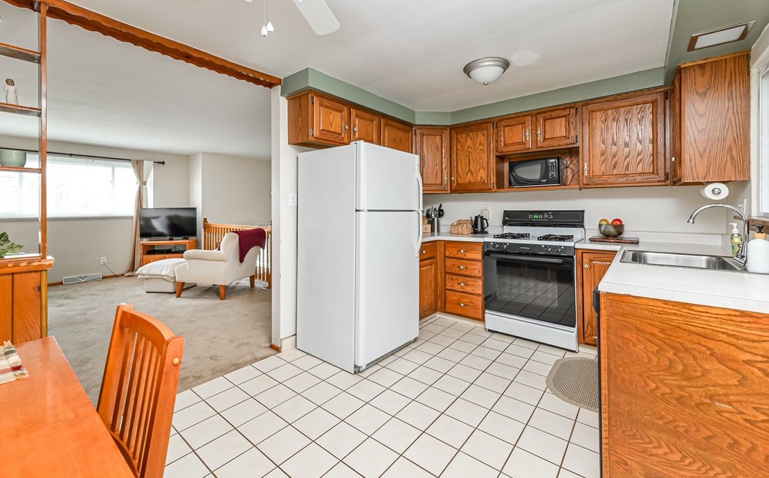 804 Dressel Rd, Allison Park PA  15101-4264 exterior