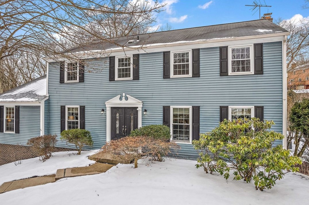 1548 Ingomar Heights Rd, Pittsburgh, PA 15237