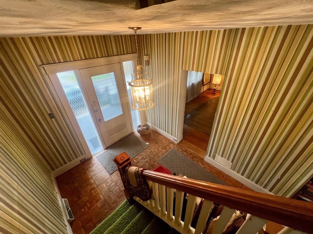 20 Wilmington St, Oliphant Furnace, PA 15401