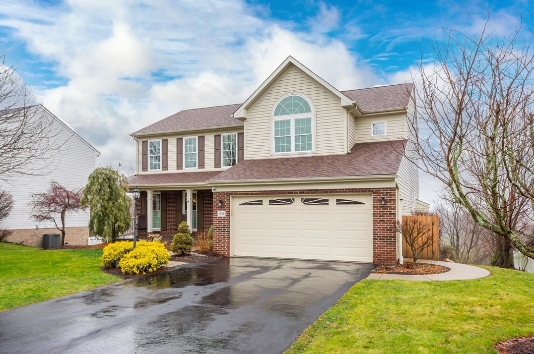 1224 Linden Vue Dr North, Canonsburg, PA 15317