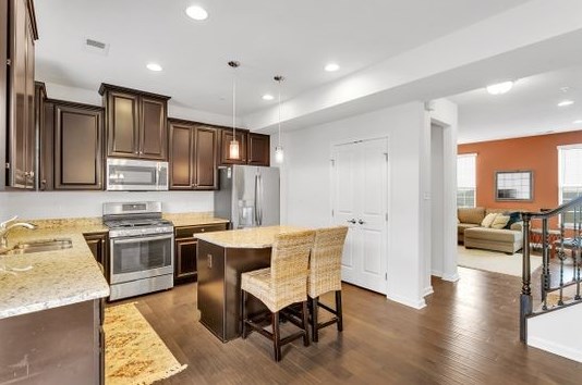 2702 Pointe View Dr, Seven Fields, PA 16046-8934