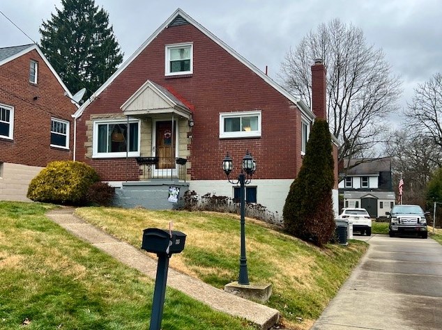 115 Thermon Ave, Glenshaw, PA 15116-2437