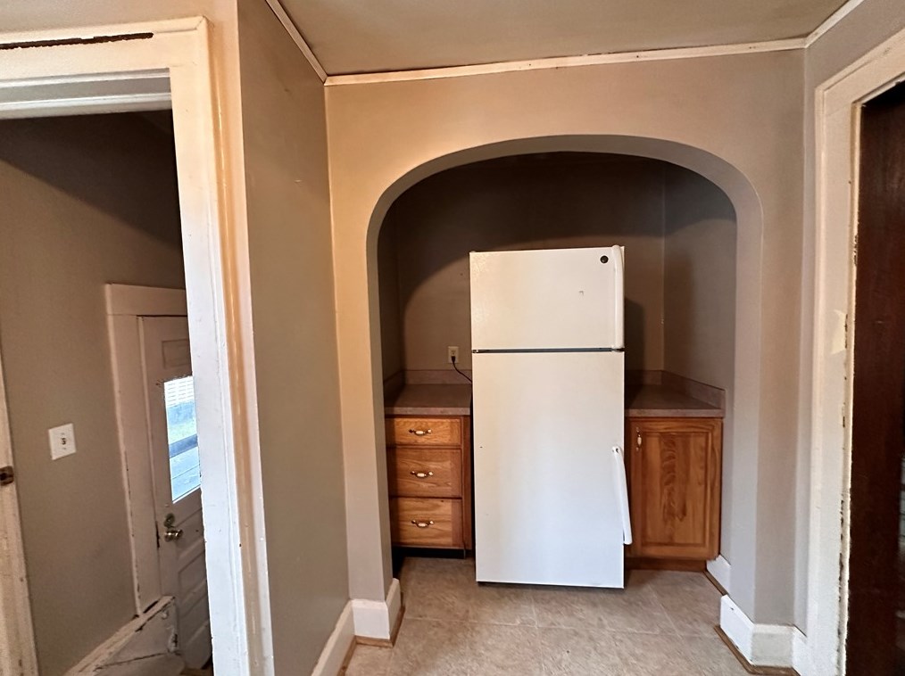 110 W Garfield Ave, New Castle, PA 16105