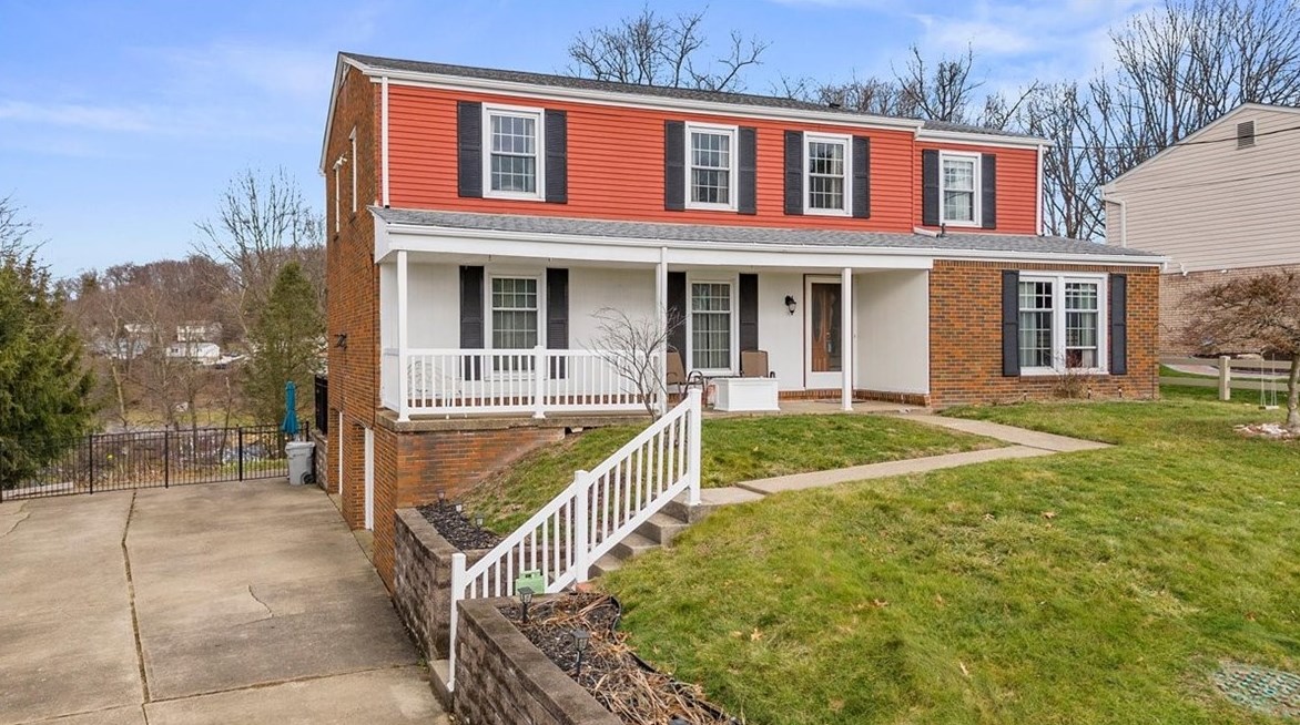 2537 Rose Dr, Glenshaw, PA 15116-2521