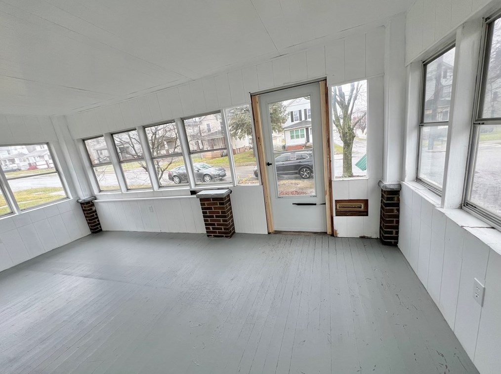 1023 Maryland Ave, New Castle, PA 16101
