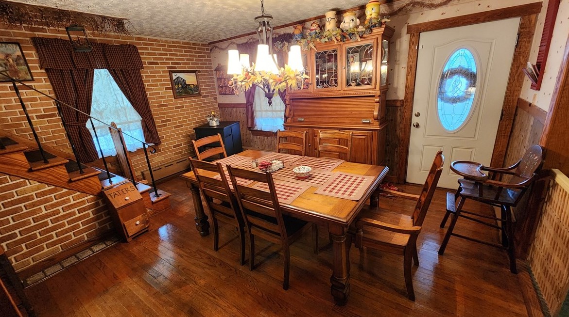 536 S Edgewood Ave, Somerset, PA 15501
