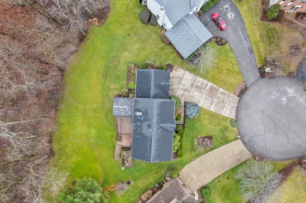 3106 Westwind Dr, Allison Park, PA 15101