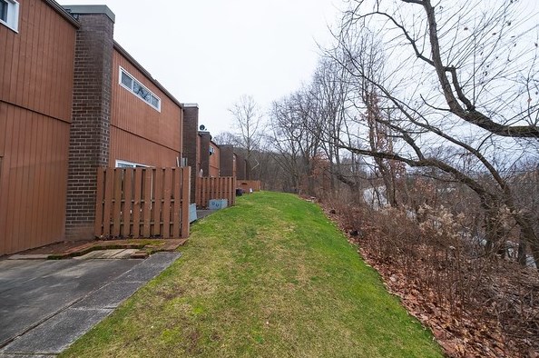 135 Rivermont Ct, Cheswick PA  15024-1024 exterior