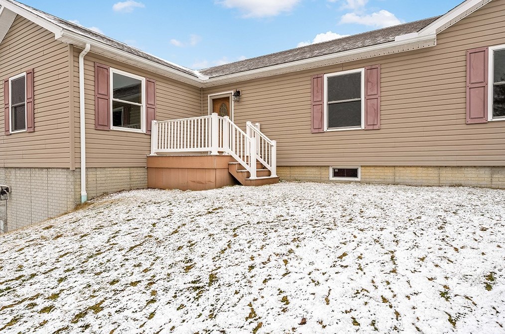 355 Byers Rd, Somerset, PA 15501