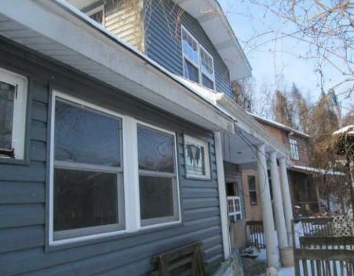 826 Parkwood Rd, Pittsburgh, PA 15210