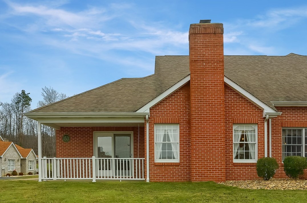 153 Wood Hawk Ln, Butler, PA 16001