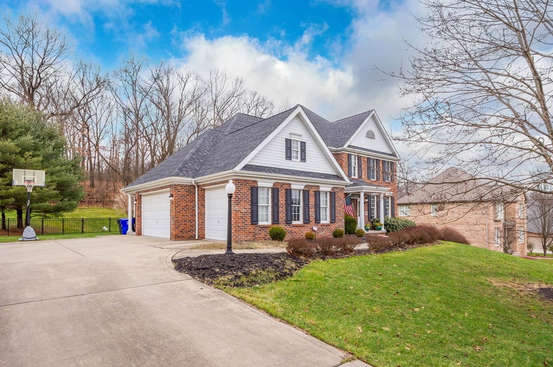 1835 Liberty Way, Valencia, PA 16059-3913