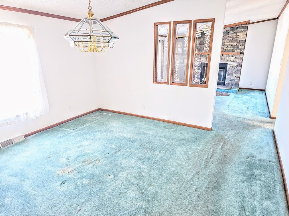 233 Rock Lake Dr, Zelienople PA  16063-8903 exterior