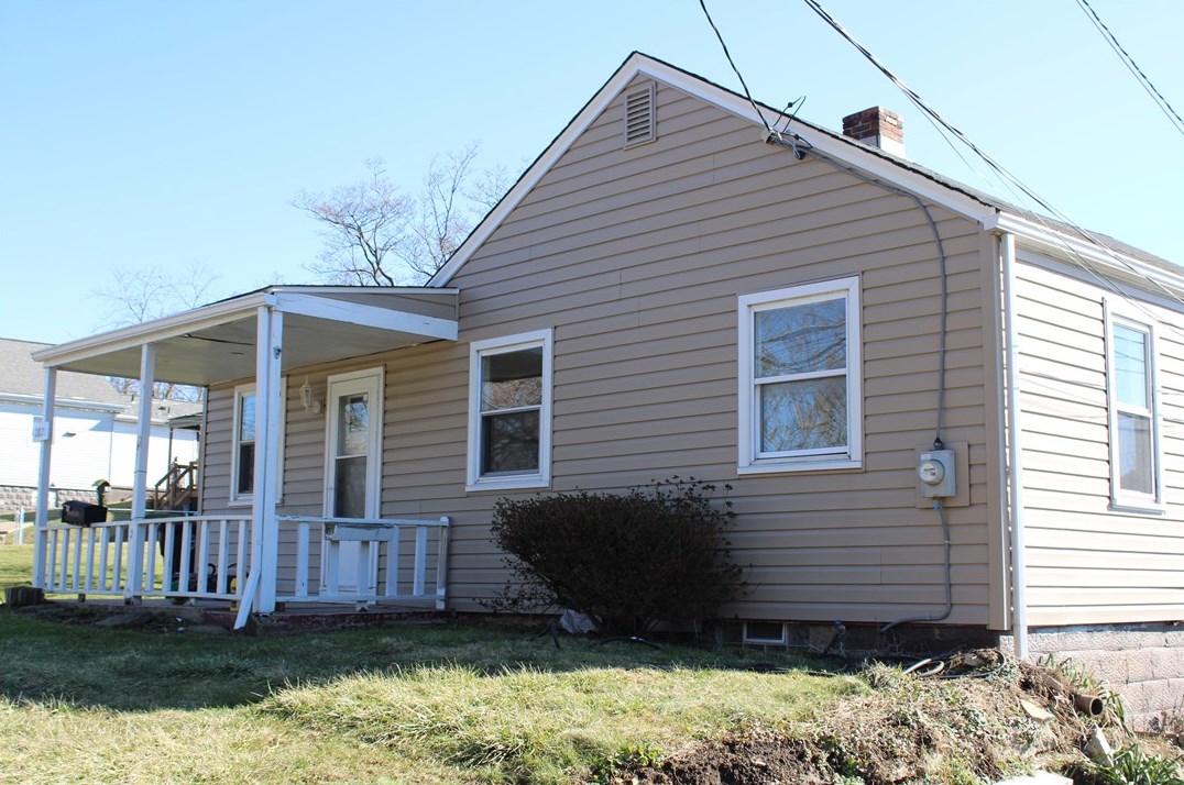 2821 Bertha St, Bethel Park, PA 15102