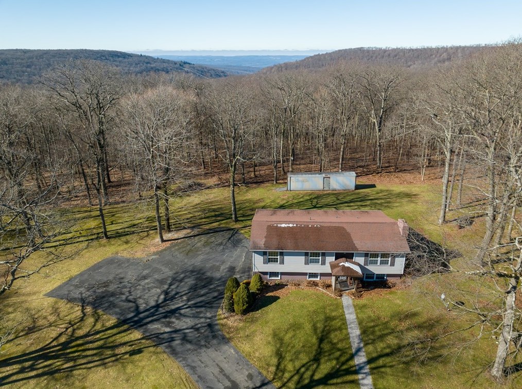 599 Laurel Summit Rd, Boswell, PA 15531