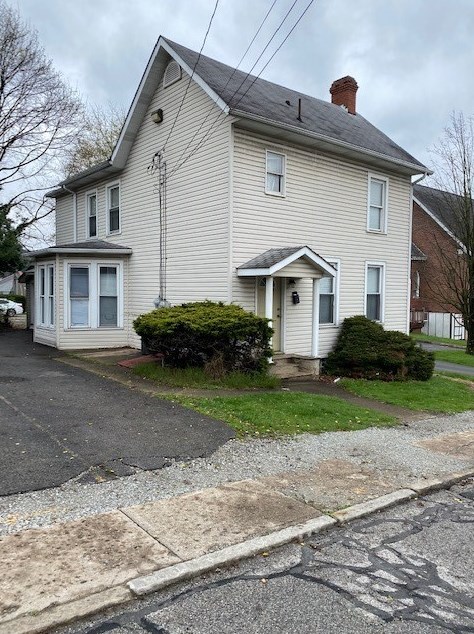 317 Liberty St, California, PA 15419-1153