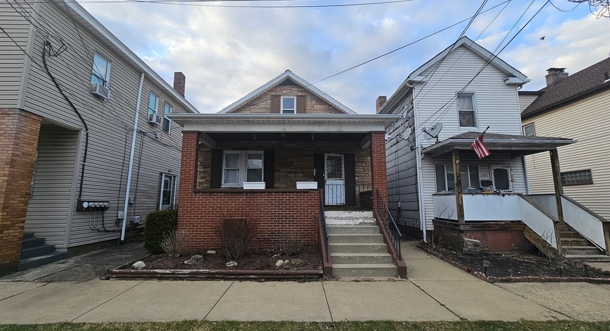 533 Duquesne Ave, Canonsburg, PA 15317