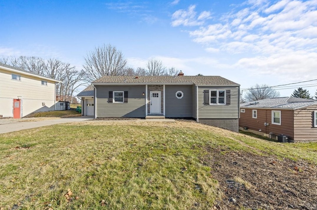 206 Rural Dr, Butler PA  16001-2523 exterior