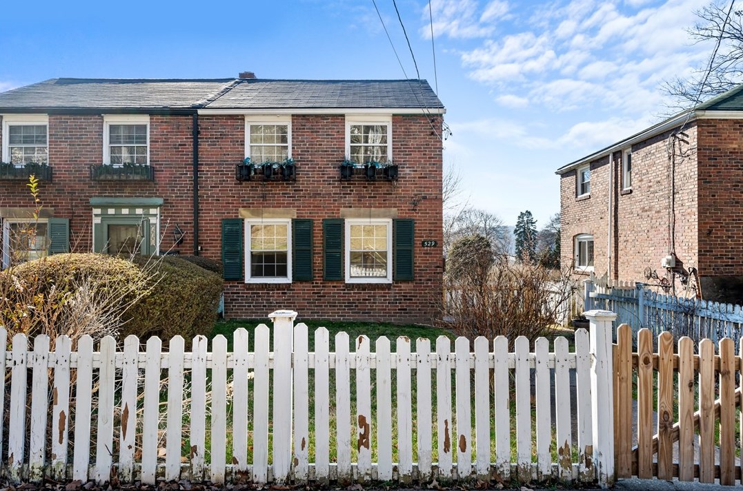 529 Beaver St, Leetsdale, PA 15056