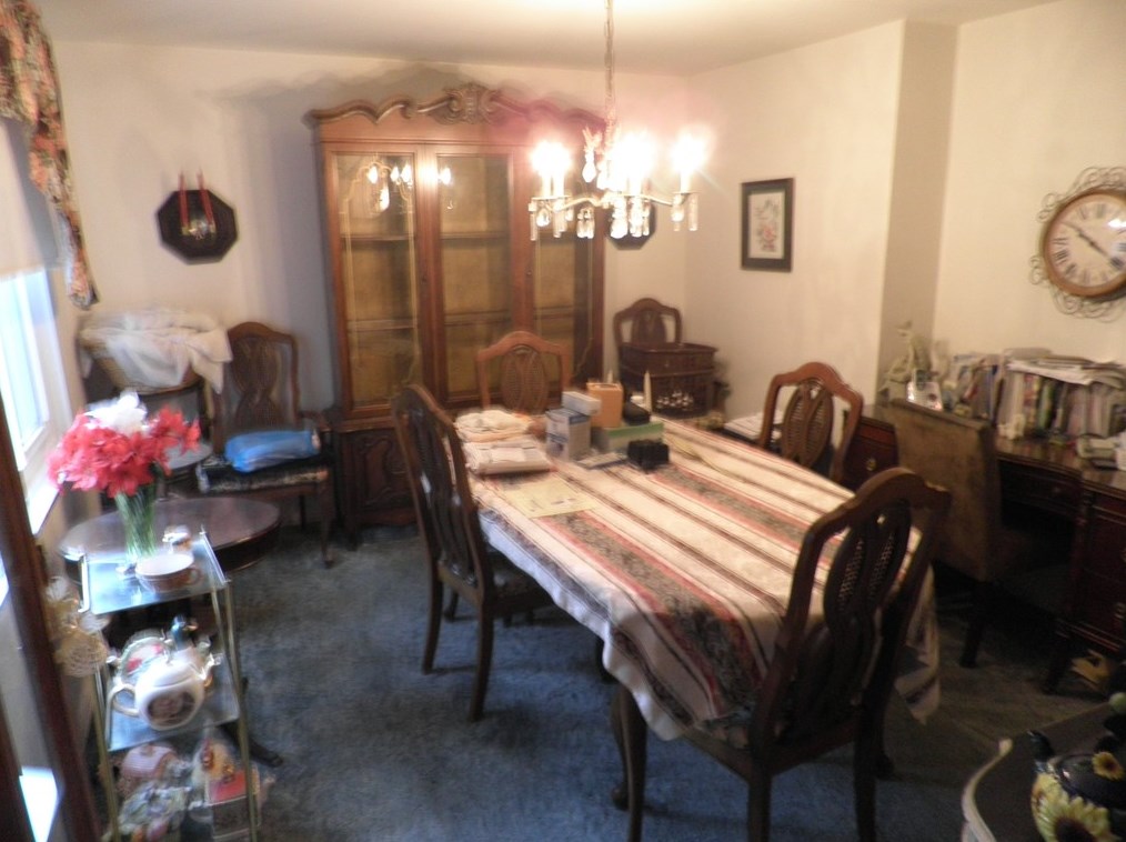 174 E Gilmore, Trafford, PA 15085