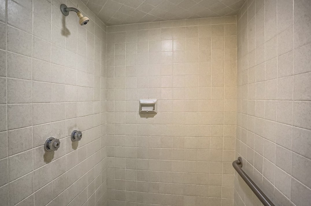 110 Hemlock Ln, Monroeville PA  15146-2313 exterior