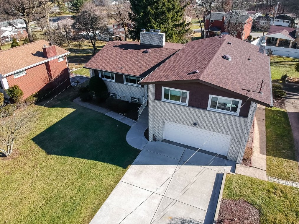 110 Hemlock Ln, Monroeville, PA 15146-2313