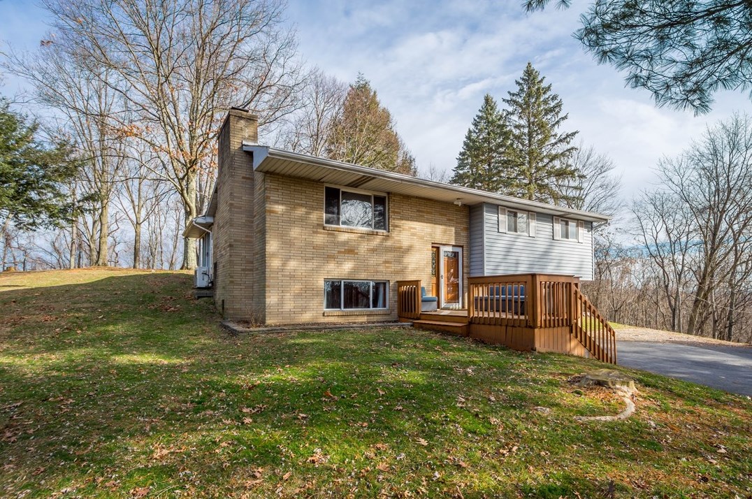 157 Roupe Rd South, Eighty Four, PA 15330