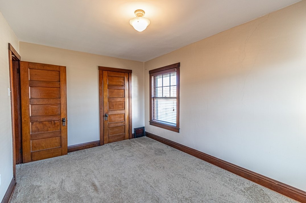 219 Foch St, Ellwood City PA  16117-3816 exterior