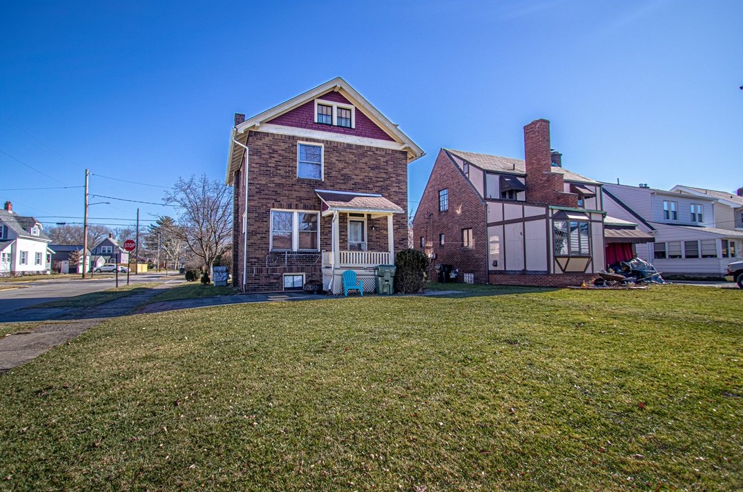 219 Foch St, Ellwood City PA  16117-3816 exterior