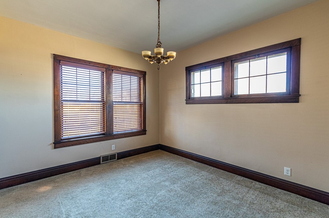 219 Foch St, Ellwood City PA  16117-3816 exterior