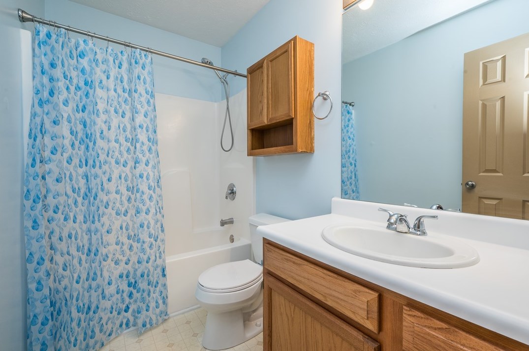 310 Winners Cir, Canonsburg PA  15317-5002 exterior