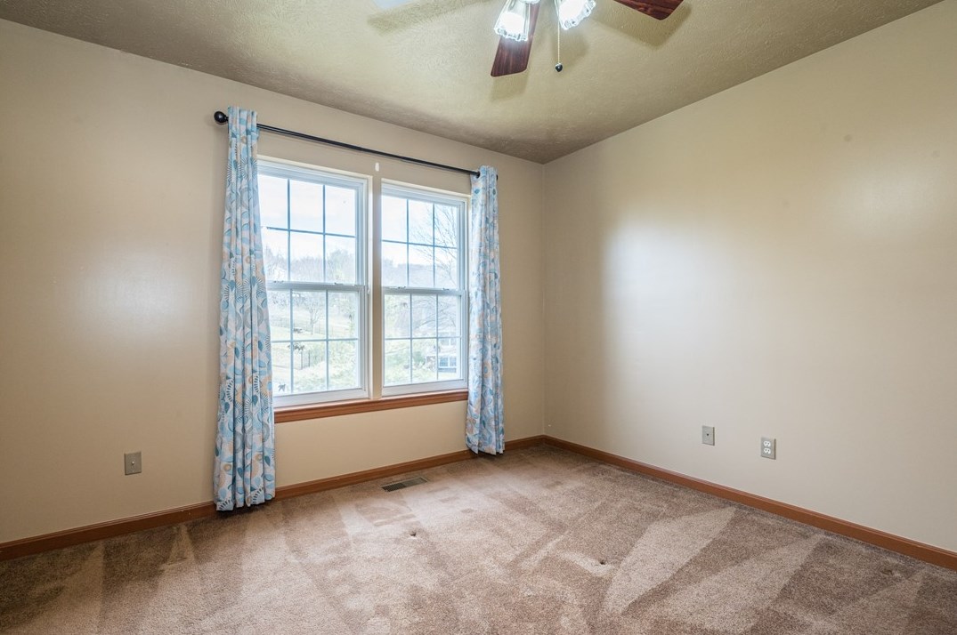310 Winners Cir, Canonsburg PA  15317-5002 exterior