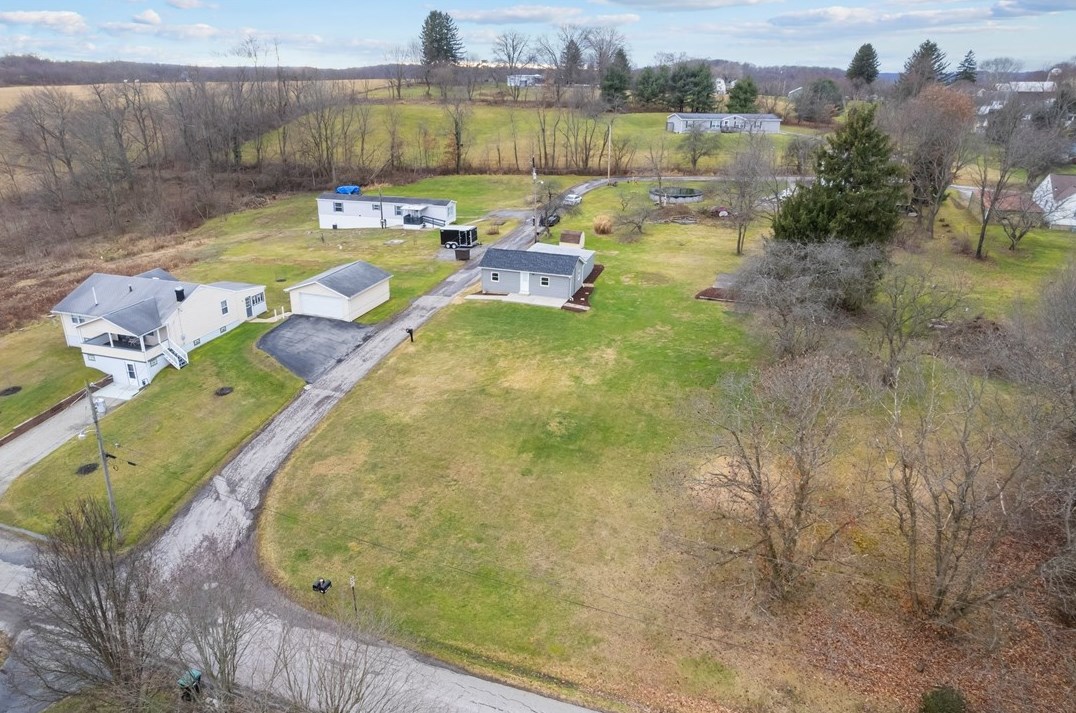 24 Florida Ave, Apollo, PA 15613