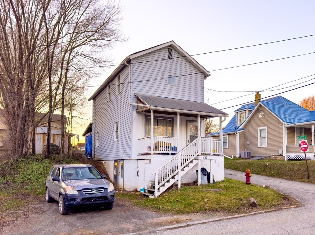 416 Woodward, Apollo, PA 15613