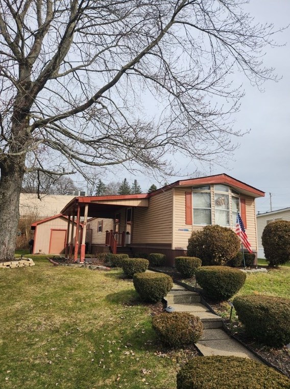 2 Lakeview Dr, Tarentum, PA 15084
