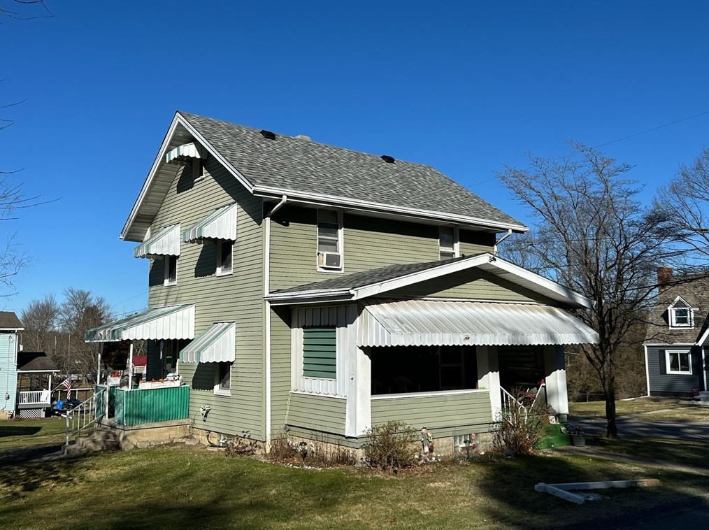 211 Harding St, New Kensington, PA 15068