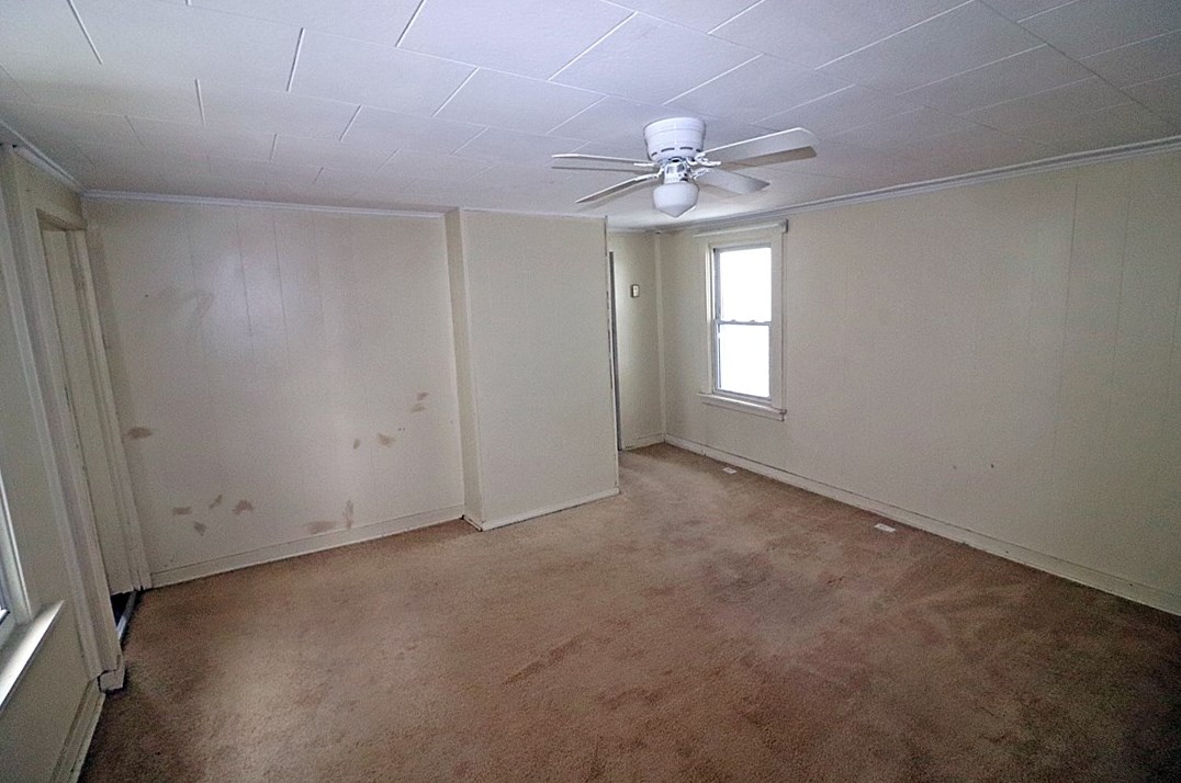 222 Loyalhanna Ave, Latrobe, PA 15650