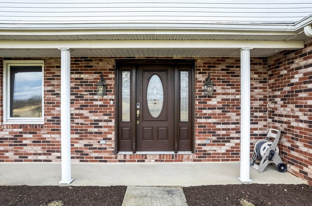 144 Wetzel Rd, Cabot, PA 16023