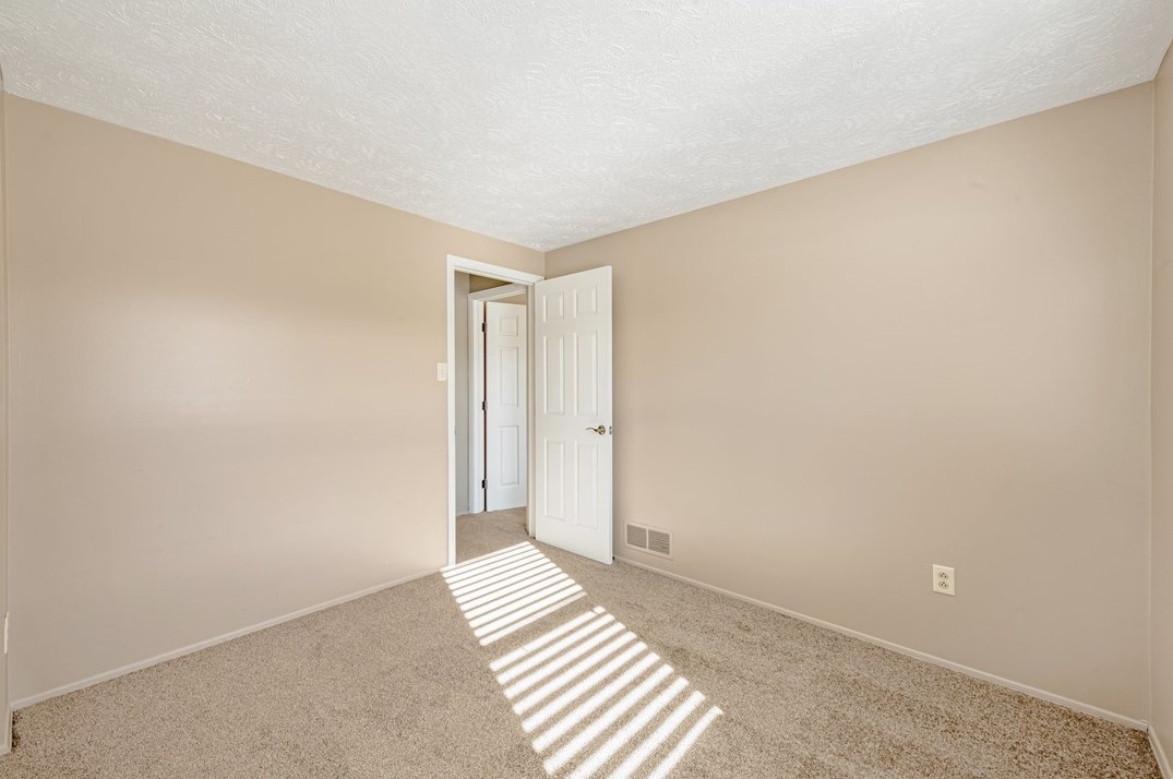 310 Cricketwood Ct, Canonsburg PA  15317-2302 exterior