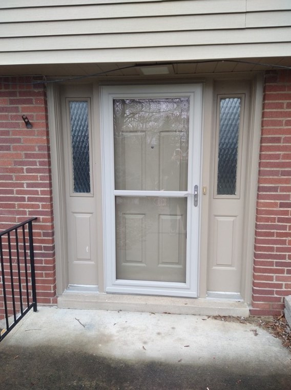 107 Forest Dr, Canonsburg, PA 15317-3129