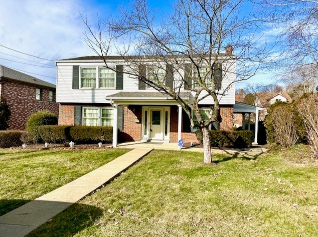 120 Woodlawn Dr, Whitaker, PA 15120