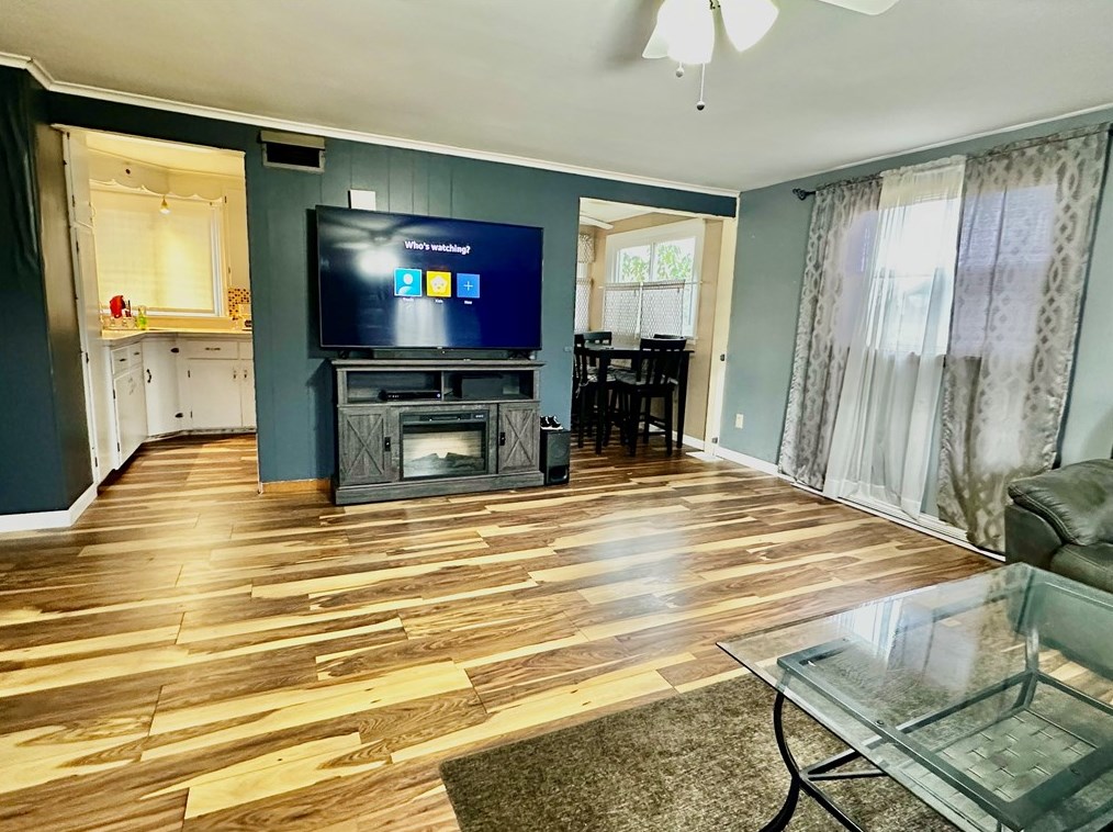 1069 Old Youngstown Rd, New Castle, PA 16101