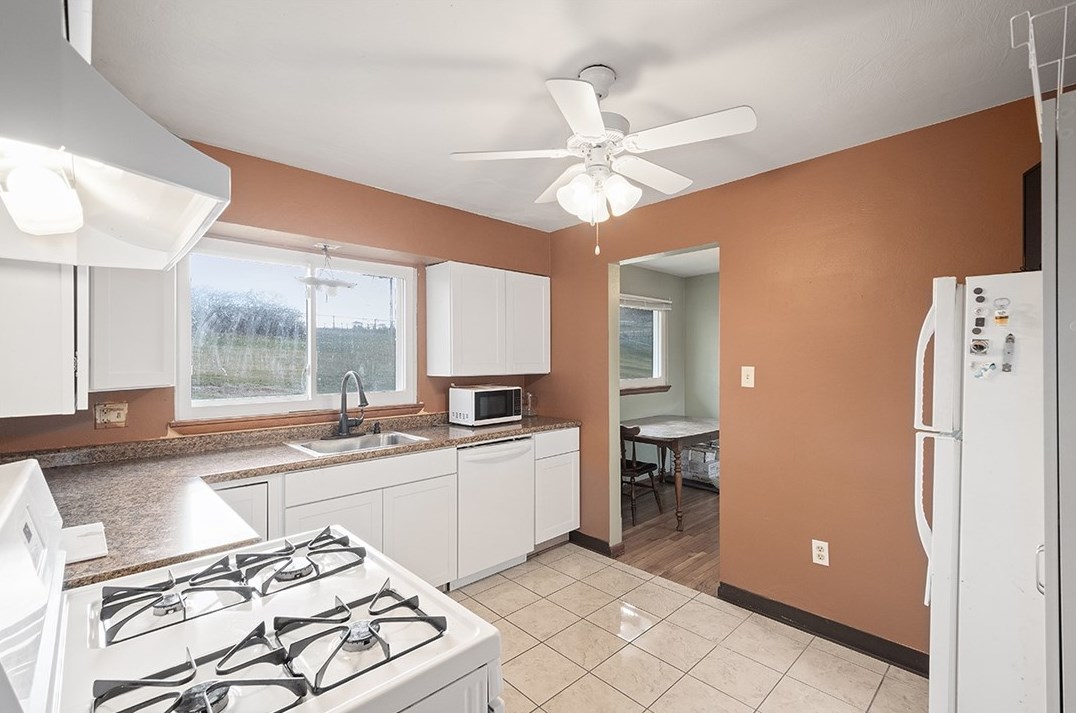 237 Lacock St, Washington PA  15301-2431 exterior