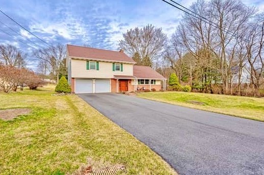 3 Spring Run Rd, Greensburg, PA 15601