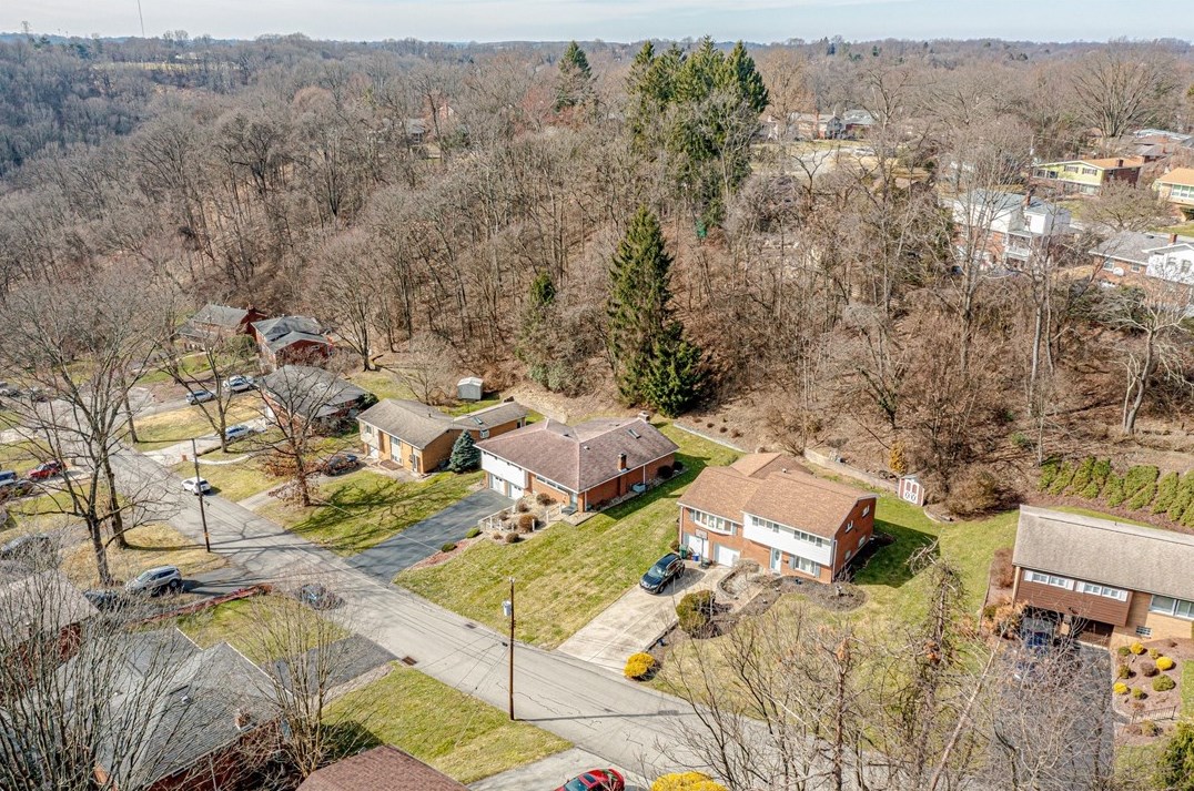 1312 Corkwood Dr, Monroeville, PA 15146-4406
