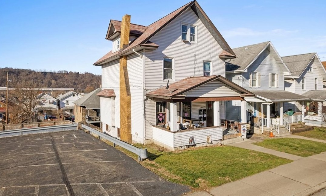1609 Kenneth Ave, New Kensington, PA 15068