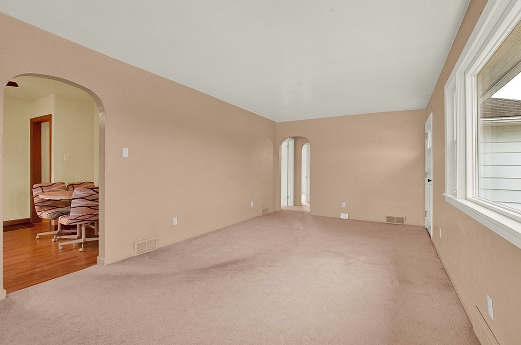 816 Marion St, Sutersville, PA 15083-1062