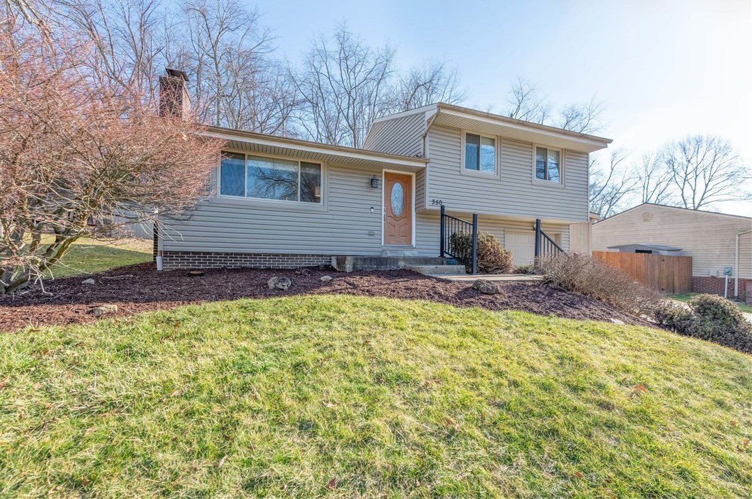 350 Fruitwood Dr, Bethel Park, PA 15102-1008